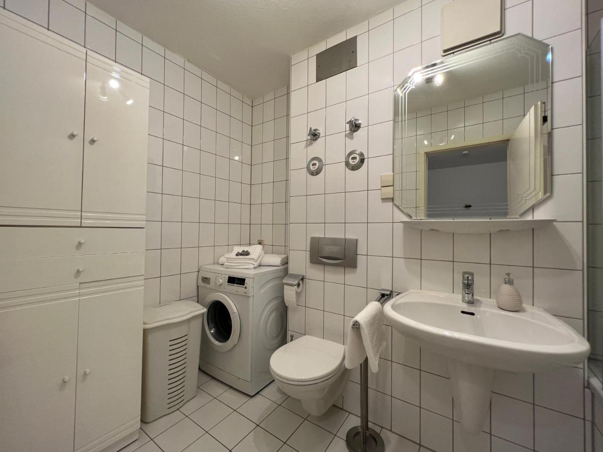 קרלסרוהה Maisonette Penthouse Fuer 8 Personen By Rabe - Free Netflix & Kostenloser Parkplatz & Grosse Terrasse מראה חיצוני תמונה